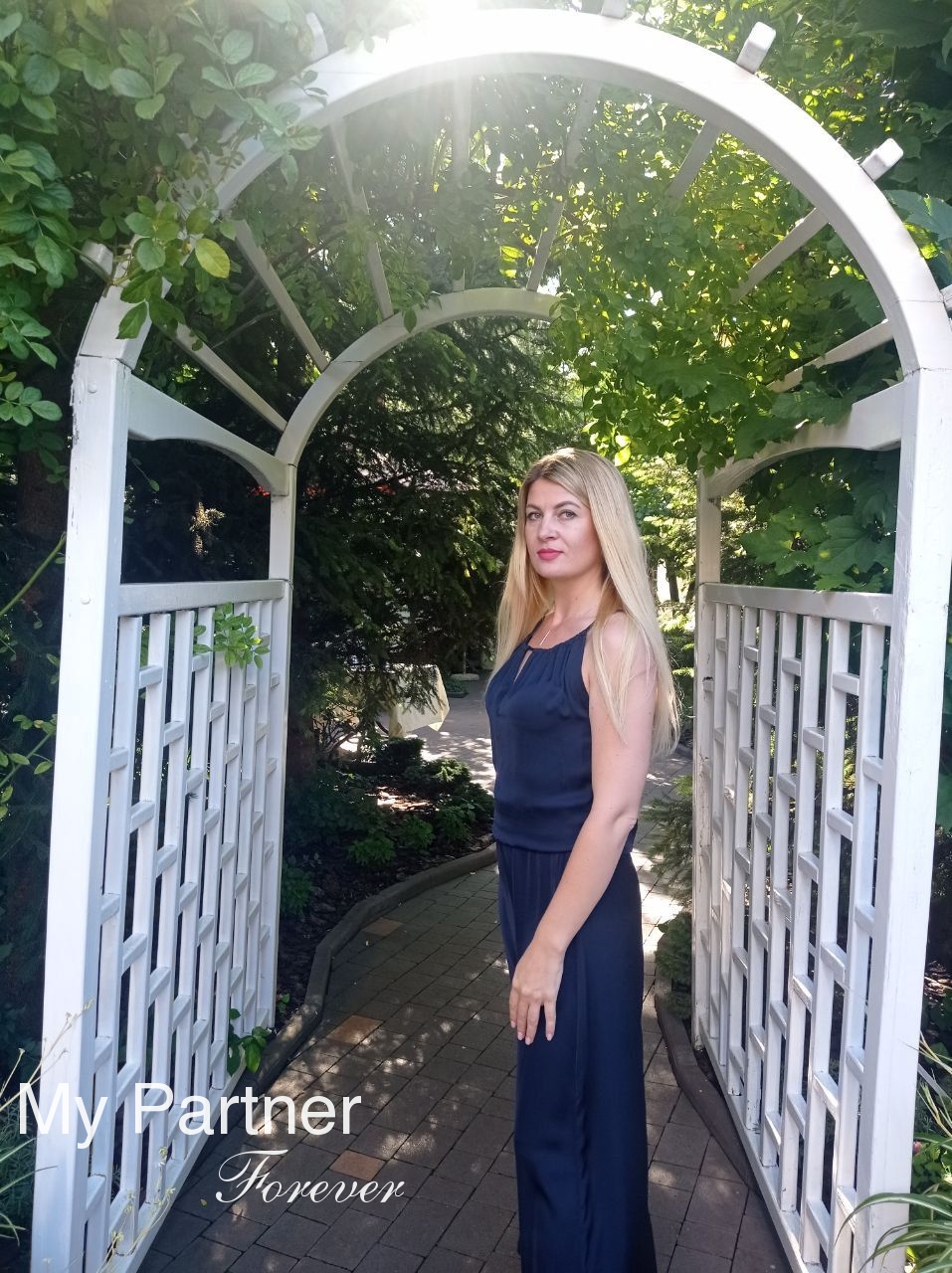 Meet Single Ukrainian Girl Yuliya from Khmelnitsky, Ukraine