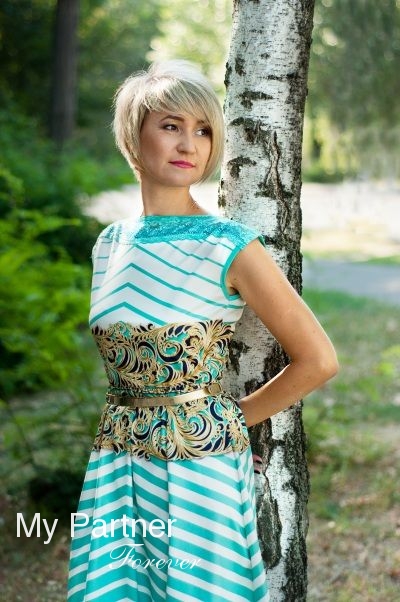 Meet Single Ukrainian Girl Yuliya from Melitopol, Ukraine
