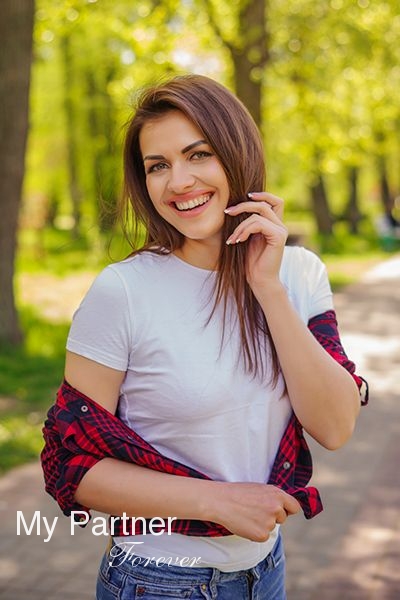 Meet Stunning Ukrainian Woman Elena from Zaporozhye, Ukraine