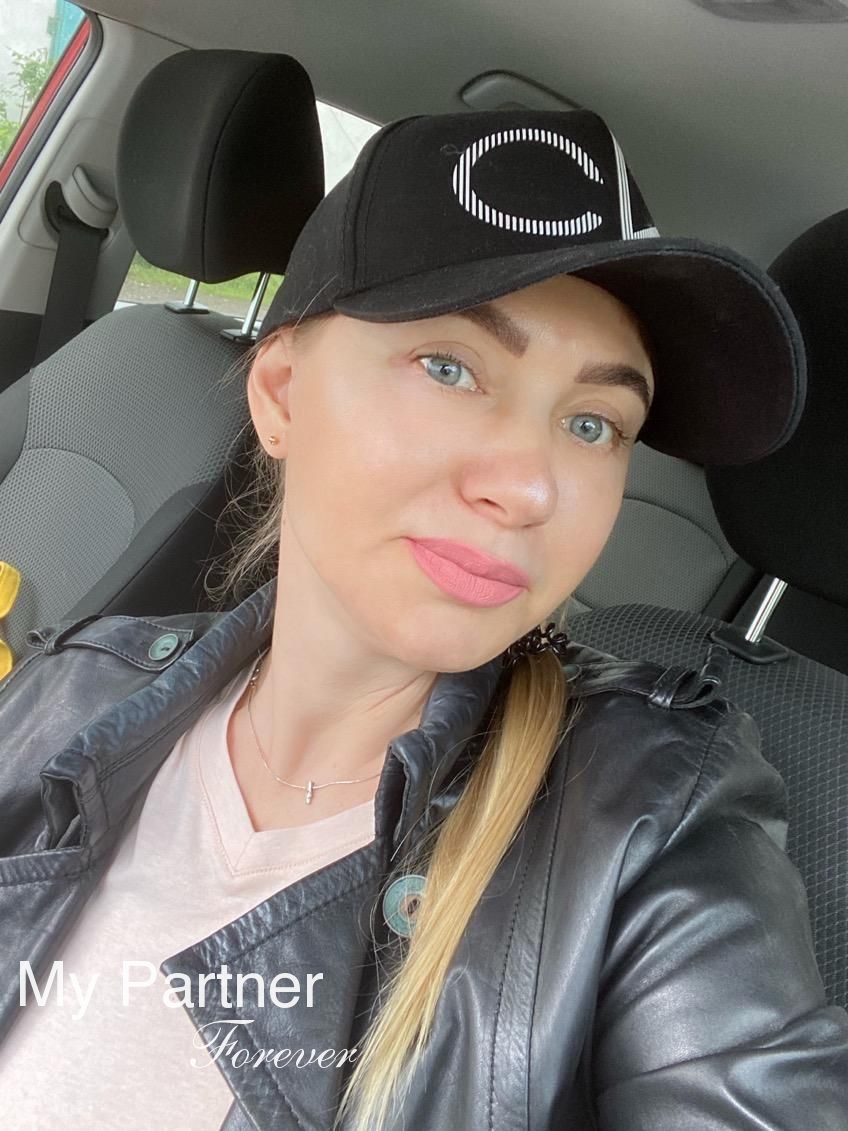 Meet Stunning Ukrainian Woman Varvara from Donetsk, Ukraine