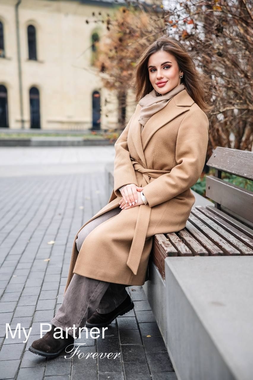 Pretty Bride from Ukraine - Darina from Kiev, Ukraine