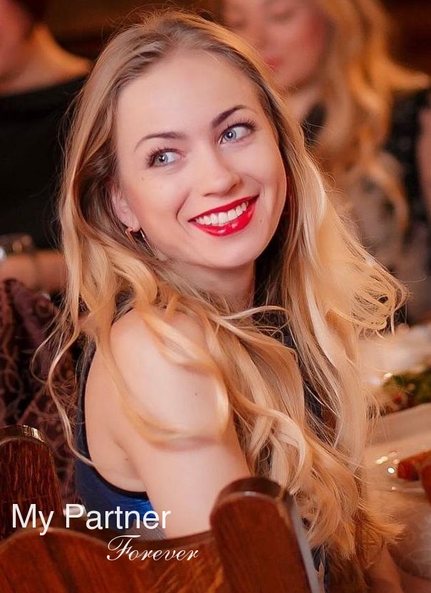 Pretty Bride from Ukraine - Elena from Kiev, Ukraine