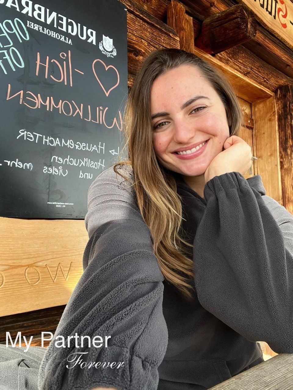 Pretty Ukrainian Lady Anna from Gorlovka, Ukraine