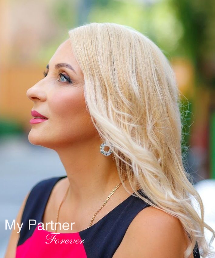 Pretty Ukrainian Woman Nataliya from Dniepropetrovsk, Ukraine