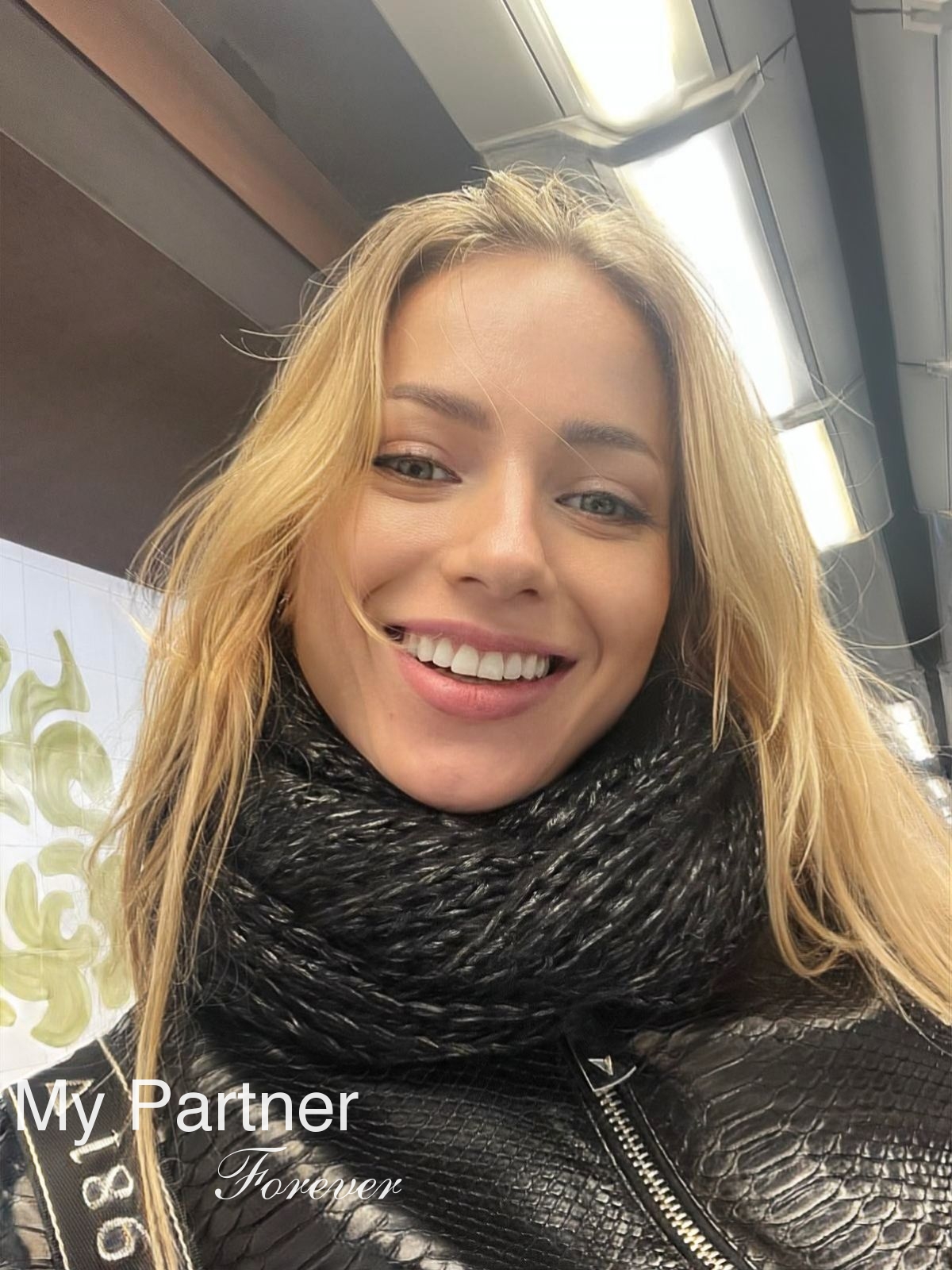 Sexy Bride from Ukraine - Elena from Kiev, Ukraine