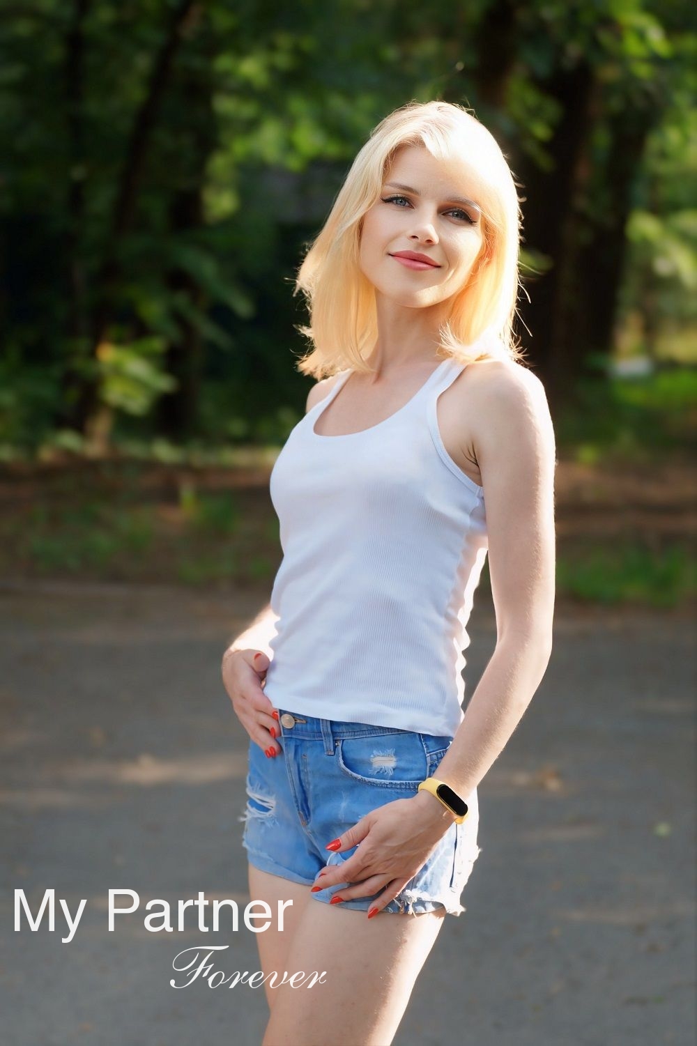 Ukrainian Woman Looking for Men - Alena from Cherkasy, Ukraine