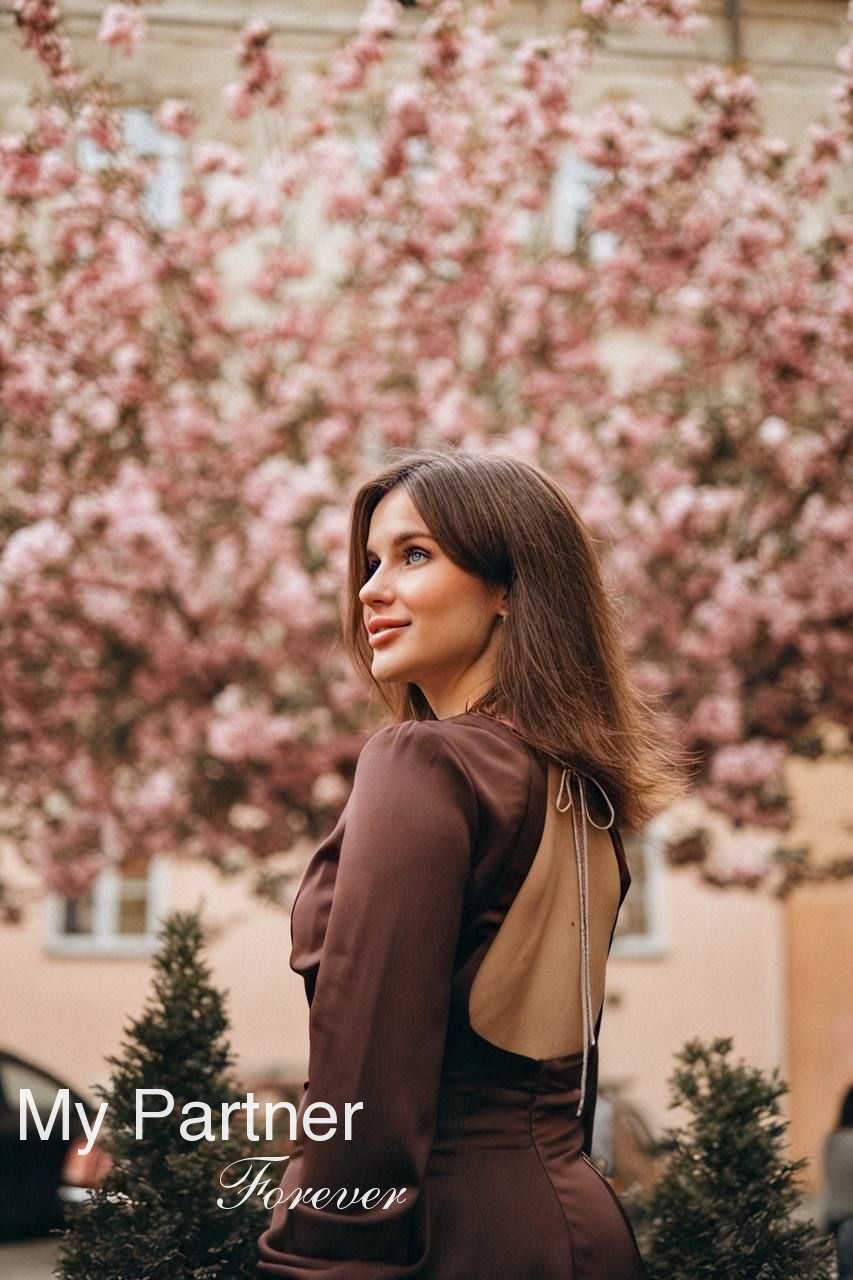 Ukrainian Woman Seeking Marriage - Darina from Kiev, Ukraine