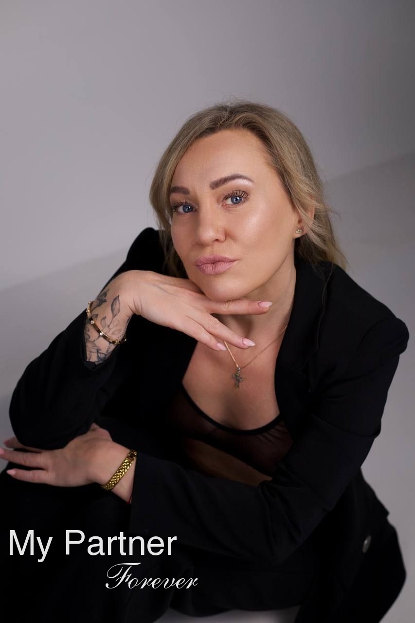 Ukrainian Women Dating - Meet Elena from Odessa, Ukraine