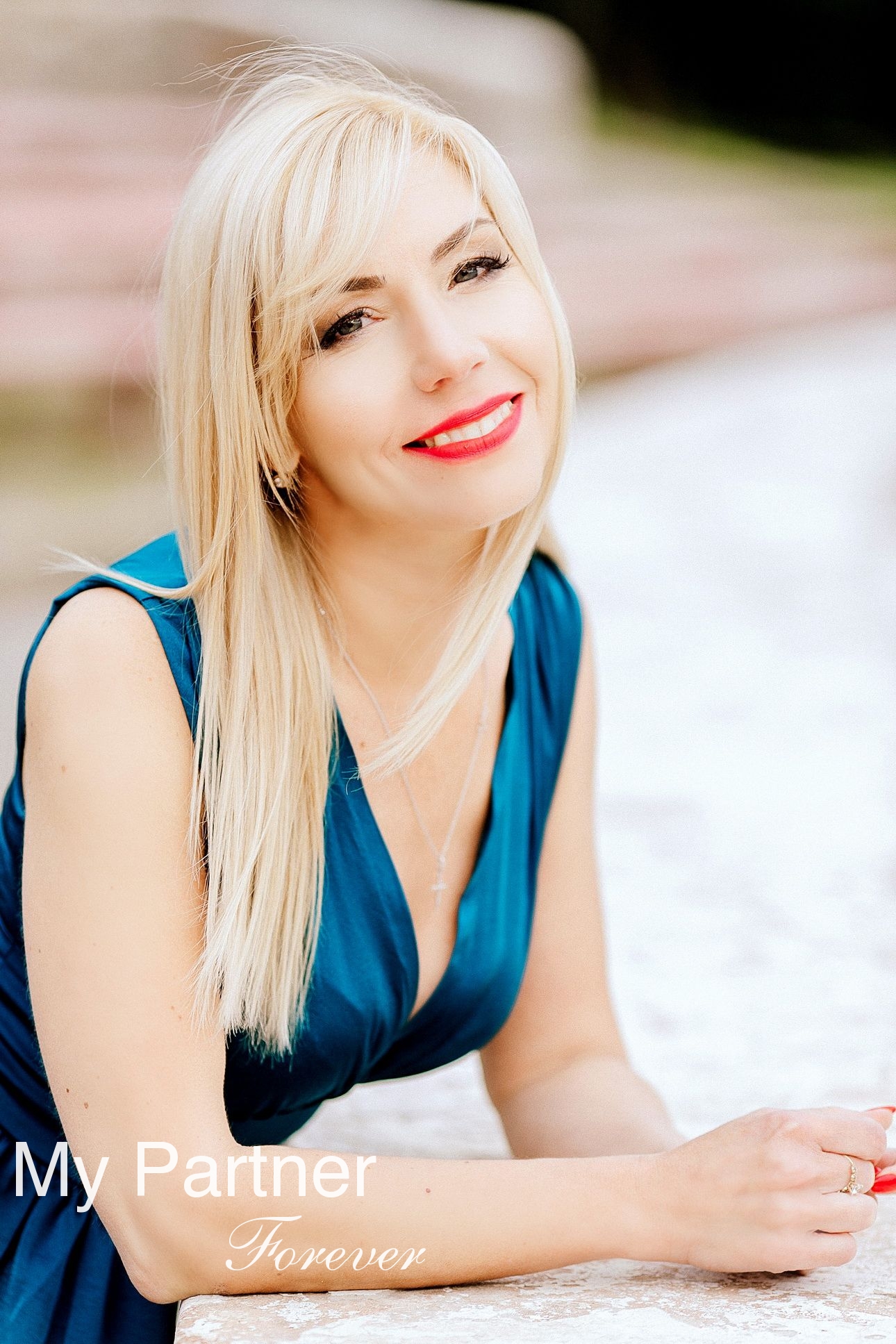 Ukrainian Women Matchmaking - Meet Elena from Poltava, Ukraine