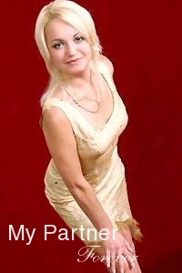 Online Dating with Single Ukrainian Woman Svetlana from Melitopol, Ukraine